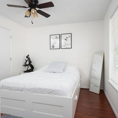 Spacious Condo Mins To Shands, University, & Downtown! Gainesville Exteriör bild
