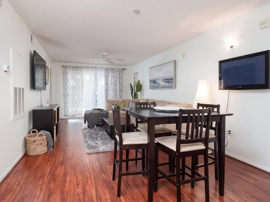 Spacious Condo Mins To Shands, University, & Downtown! Gainesville Exteriör bild